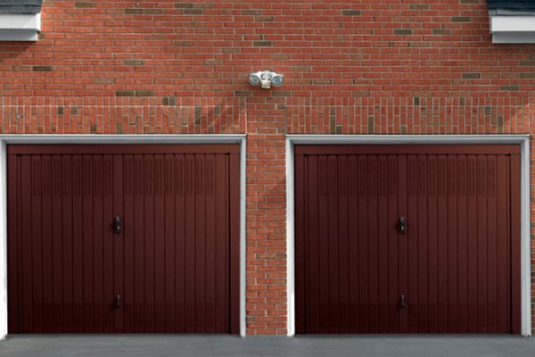 Welcome-Porta-verniciata-ruggine-scuro1